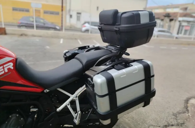 TRIUMPH 900 GT Aragón Edition BRIDABLE A2 POT AROW