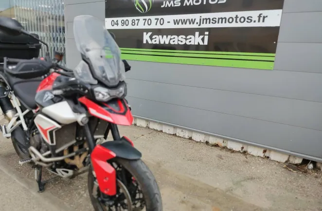 TRIUMPH 900 GT Aragón Edition BRIDABLE A2 POT AROW
