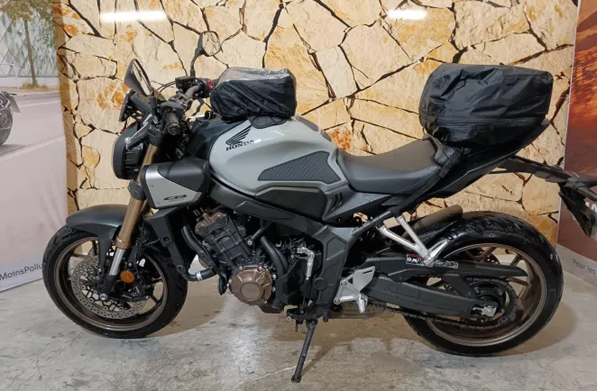 HONDA CB 650 R 2023