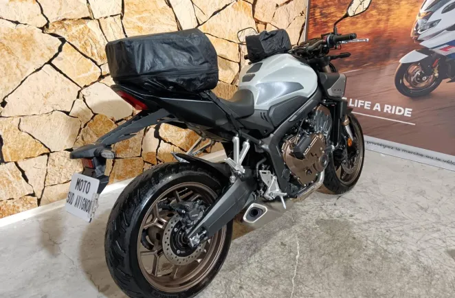HONDA CB 650 R 2023