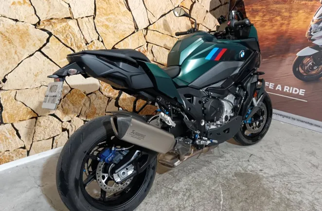 BMW M 1000 XR
