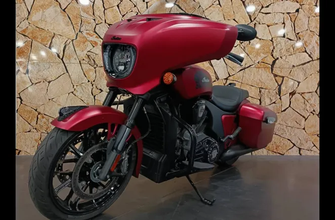INDIAN PowerPlus 1834 Dark Horse