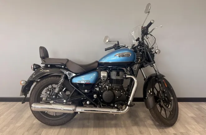 ROYAL ENFIELD Meteor 350 Supernova