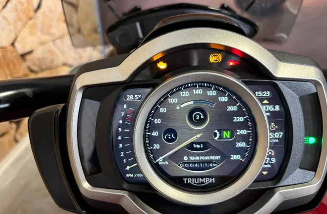 TRIUMPH Rocket III 2500 R 221 Spéciale Edition