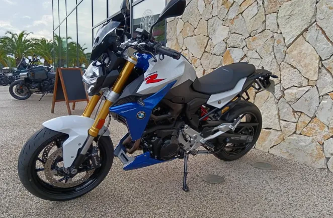 BMW 900 R A2  FULL PACK