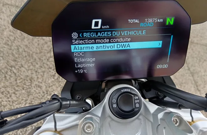 BMW 900 R A2  FULL PACK