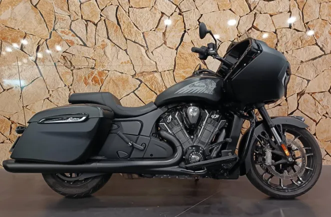 INDIAN 1768 Dark Horse 2025