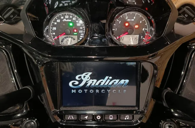 INDIAN 1768 Dark Horse 2025