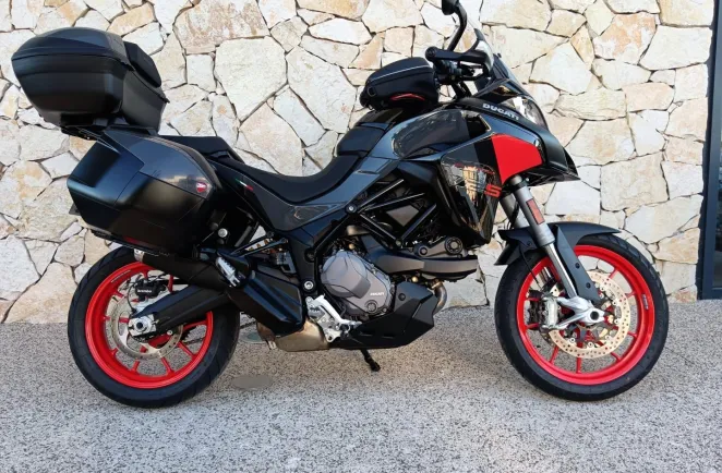 DUCATI V2 S 937 Travel