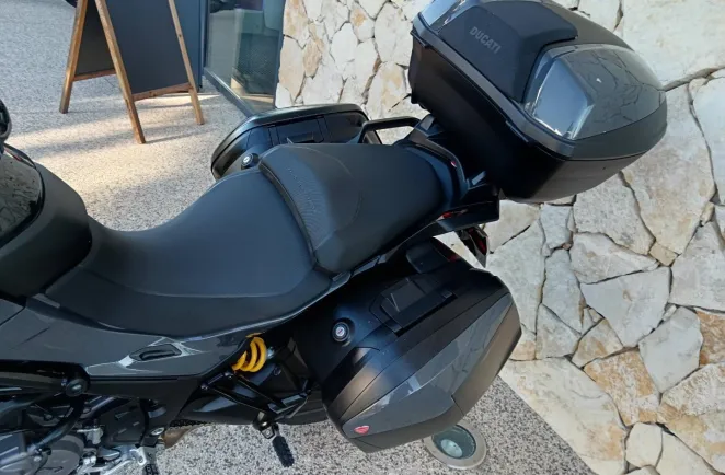 DUCATI V2 S 937 Travel