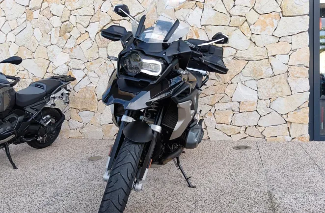 BMW 1250 GS Style Exclusif full pack + options