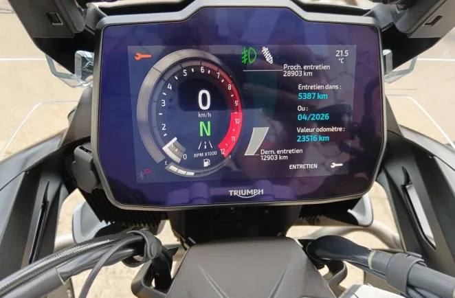 TRIUMPH 1200 Rally Pro full options