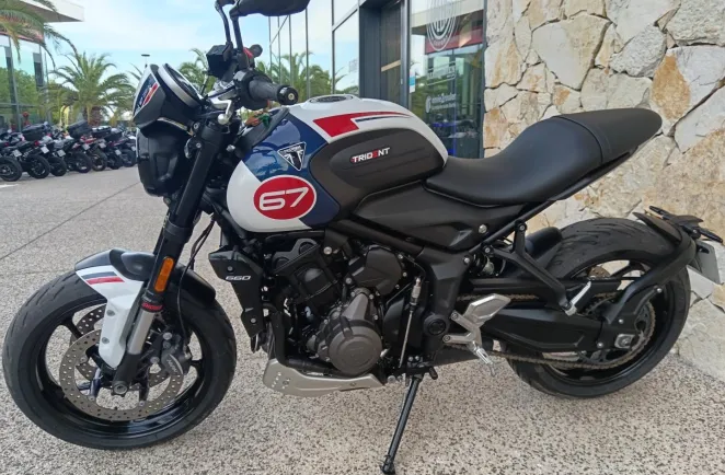 TRIUMPH 660 82cv Tribute Edition