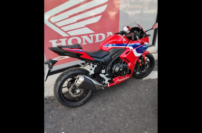 HONDA CBR 500 R E-Clutch 2026