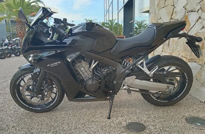 HONDA 650 F ABS 2015  ( CBR650F )