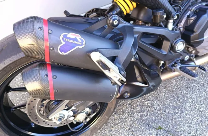 DUCATI + 937 1ère main Silencieux racing Termignoni