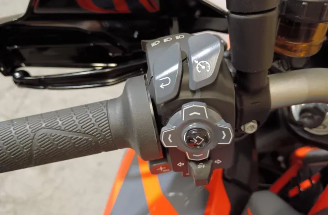 KTM SuperDuke GT 1290