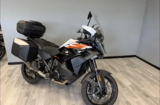 KTM SUPER ADVENTURE S .