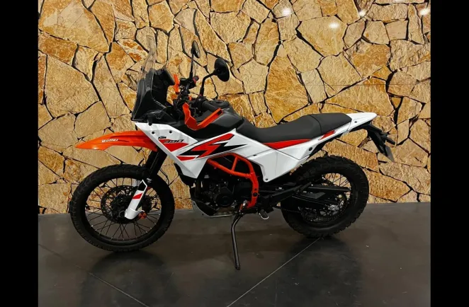 KTM Adventure 390 R