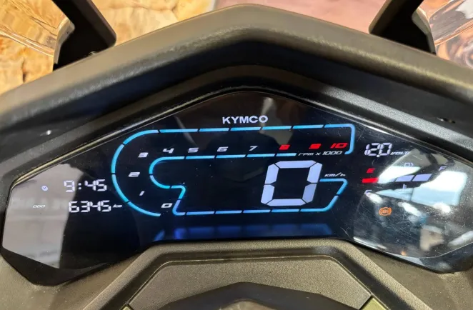 KYMCO 360 125 ABS TCS A SAISIR