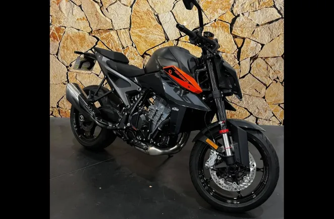 KTM Duke 990