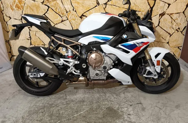 BMW 1000 R