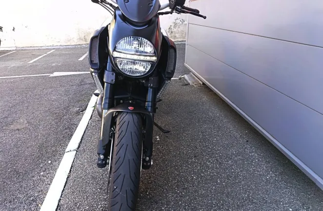 DUCATI 1200 AMG ABS