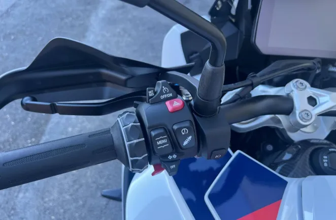 BMW S 1000 XR