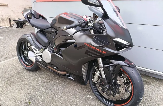 DUCATI V2 955 1ERE MAIN GTIE 1 AN