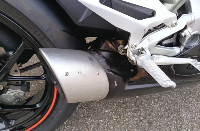 DUCATI V2 955 1ERE MAIN GTIE 1 AN