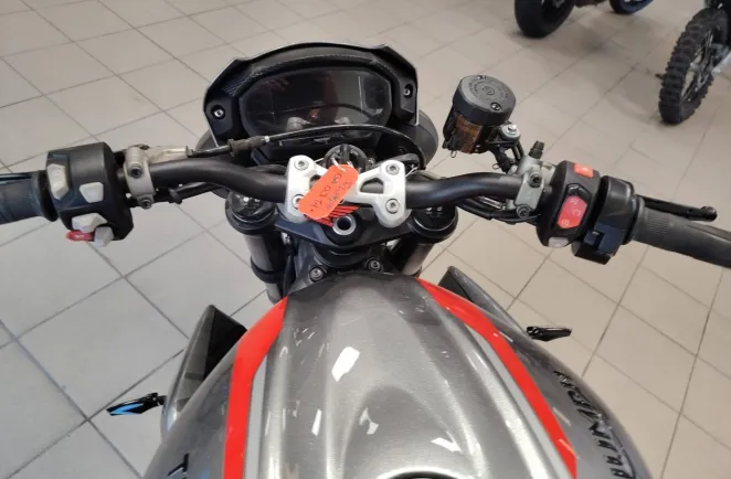 TRIUMPH 765 RS REVISEE GARANTIE
