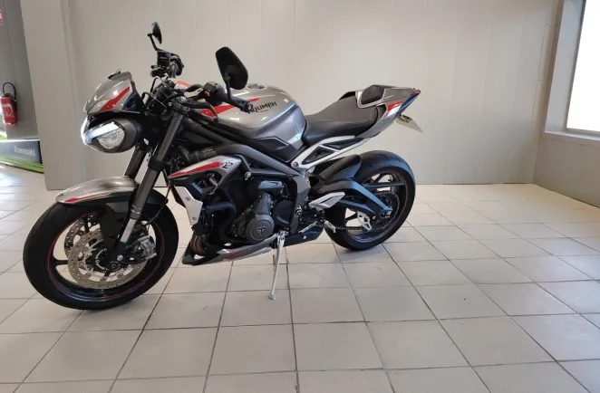 TRIUMPH 765 RS REVISEE GARANTIE