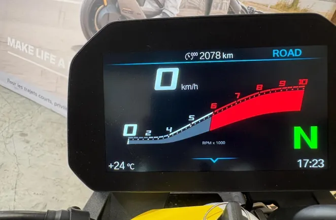 BMW F 900 R A2 2025