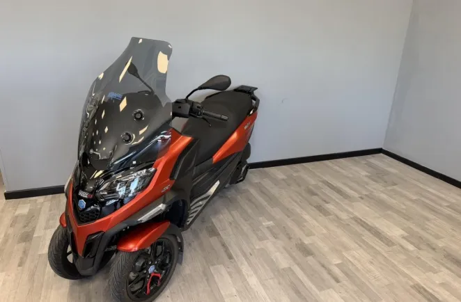 PIAGGIO MP3 400 HPE Sport