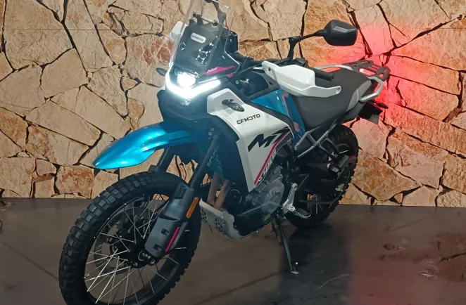 CF MOTO MT .