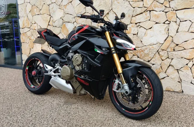 DUCATI 1103  V4 S. Garantie 12 mois V4S