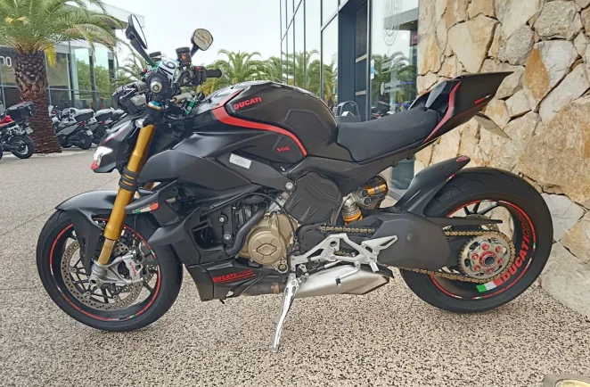DUCATI 1103  V4 S. Garantie 12 mois V4S