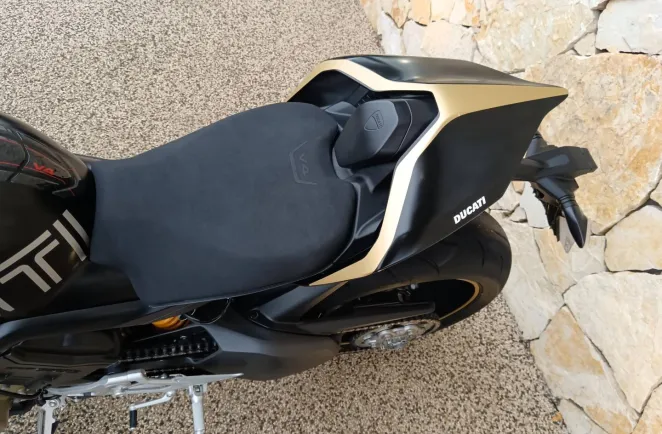DUCATI 1103  V4 S. Garantie 12 mois V4S