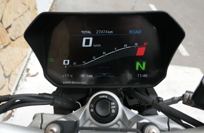 BMW 900 R A2 Finition Pro + Options ( F900R / F900 R / F 900R )