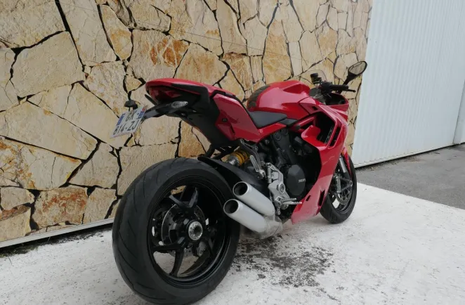 DUCATI 950