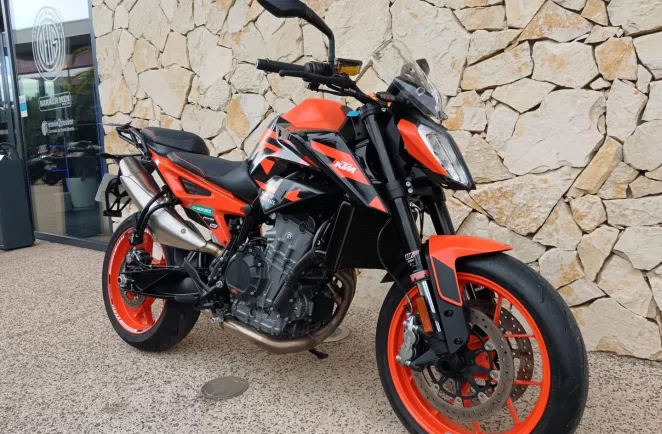 KTM 890 GP + options