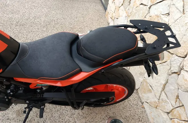 KTM 890 GP + options