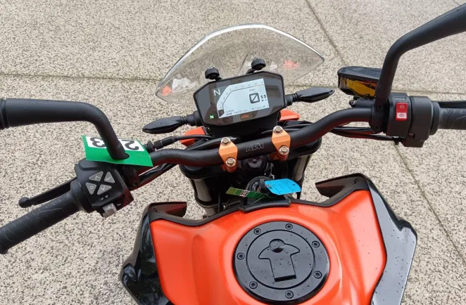 KTM 890 GP + options