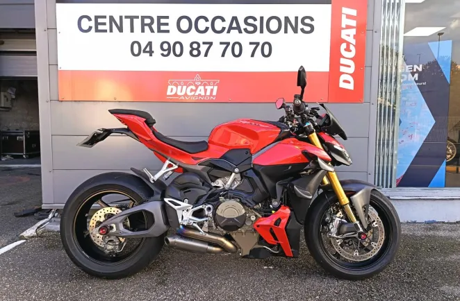 DUCATI V4 S 1ERE MAIN GTIE 29/05/2027 9500€ ACCESSOIRES