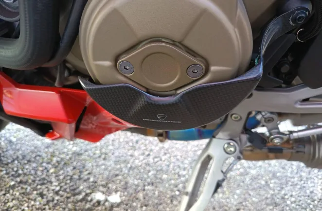 DUCATI V4 S 1ERE MAIN GTIE 29/05/2027 9500€ ACCESSOIRES
