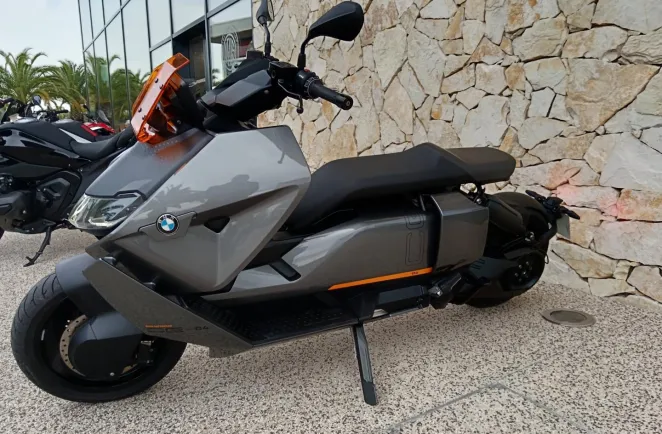 BMW 11kW CE-04 CE04  125 CM3