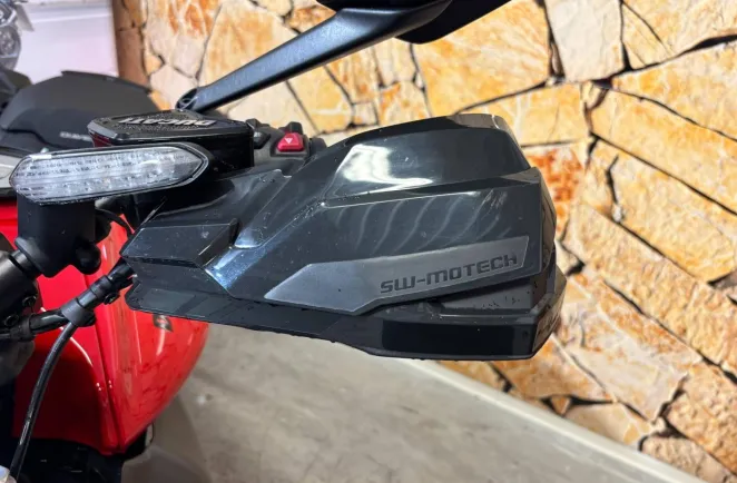 DUCATI Diavel 1158 V4