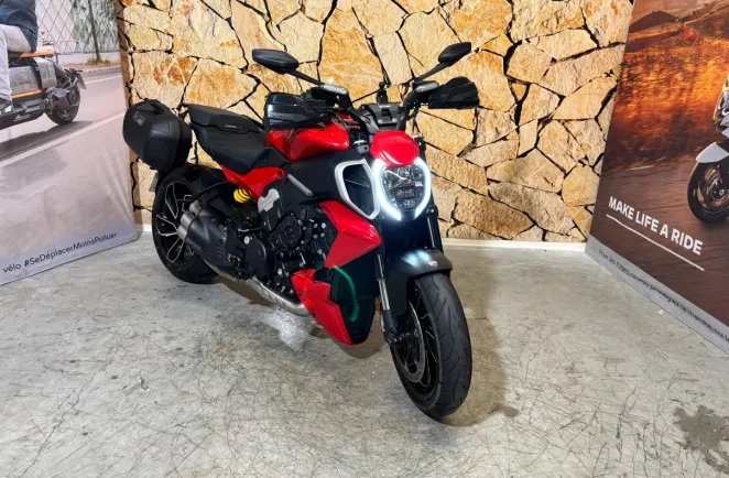 DUCATI Diavel 1158 V4
