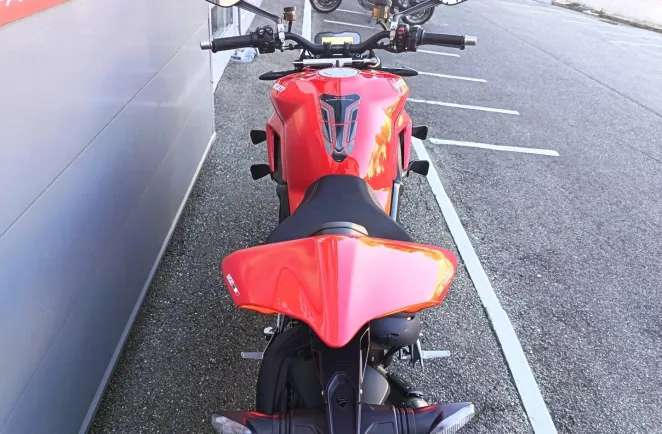 DUCATI V4 S Silencieux Akrapovic gtie 1an
