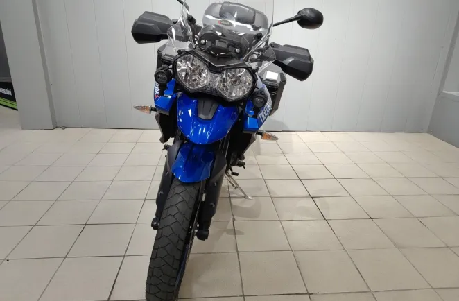 TRIUMPH 800 XRx REVISION DES 40000 KMS OK PNEUS NEUF + KIT CHAINE NEUF